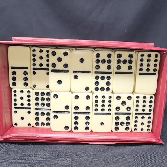 VINTAGE DOMINO BY CARDINAL - Picture 7 of 10